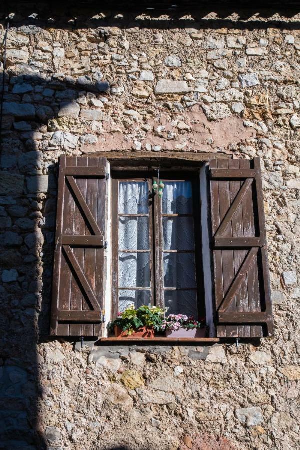 B&B Chez Max Figanieres Экстерьер фото